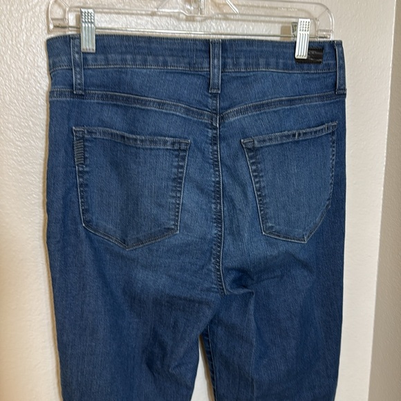 Paige Denim Hoxton Slim Jean - Picture 4 of 6